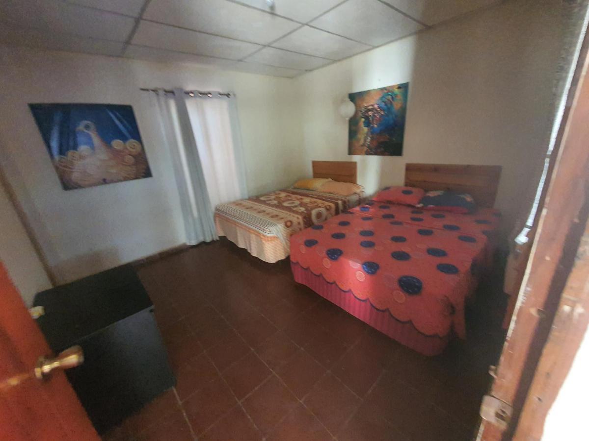 Hostal Club Mochilero La Libertad Buitenkant foto